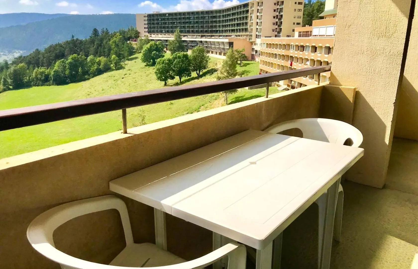 Residence Les Glovettes - Ensemble Immobilier Au Depart Des Pistes De Ski De Villard De Lans Mae-3614 France